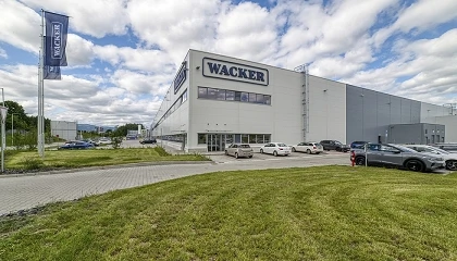 Foto de Wacker inaugura una nueva planta de siliconas especiales en la Rep�blica Checa para reforzar su producci�n en Europa