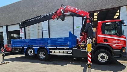 Foto de Transgrúas entrega una nueva grúa Fassi F425AC a Grúas Noguerol
