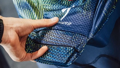Foto de Castelli prueba con el Soudal Quick-Step un innovador airbag integrado