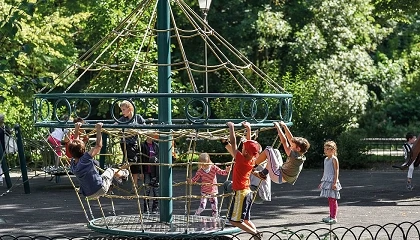Foto de El Observatorio del Juego Infantil alerta de que cada verano los niños y niñas cuentan con menos espacios donde jugar
