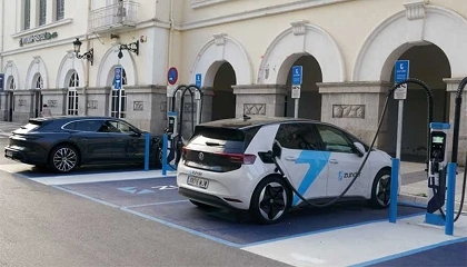 Foto de El uso de la red el�ctrica p�blica de Vitoria se quintuplica en tres a�os