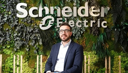 Foto de Entrevista a Victor Gago, Data Center and C&amp;SP Sales Manager en Schneider Electric Iberia