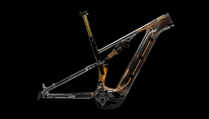 Foto de Una tija telesc�pica con conexi�n al sistema el�ctrico e-bike: Fox Transfer Neo E-Optimized