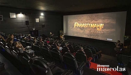Foto de Parasitmanji continuar� su aventura tras una primera temporada en la que ha recorrido siete ciudades de toda Espa�a con una innovadora formaci�n inmersiva dirigida a ACVs