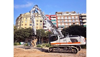 Foto de Hercal incorpora la primera Liebherr R 940 Demolition de Espa�a