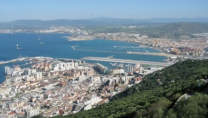 Foto de Transportes adjudica las obras de mejora del acceso norte al Puerto Bah�a de Algeciras por 17,3 millones de euros