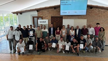 Foto de Kerakoll colabora en la formación de especialistas en aplicación y colocación de revestimiento cerámico