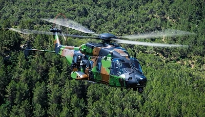 Foto de Airbus entrega a Francia el primer helic�ptero NH90 Standard 2 para operaciones especiales