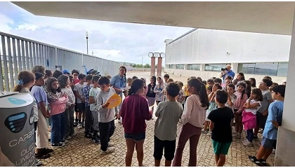 Foto de Rita das Batatinhas Fritas leva a reciclagem de �leos alimentares �s escolas
