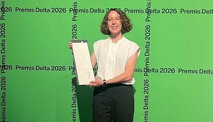 Foto de Niessen recibe el Bronce en los Premios Delta 2026 por su colecci�n Vega y Alter Vega