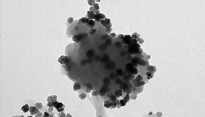 Foto de Un m�todo captura nanopl�sticos del agua y los convierte en materiales descontaminantes de metales pesados