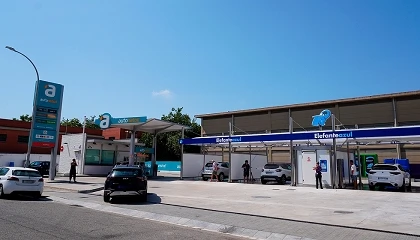 Foto de Elefante Azul pone en marcha un nuevo centro de lavado en El Prat de Llobregat