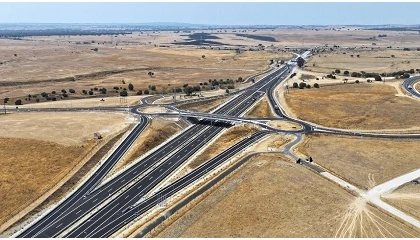 Foto de Obras p�blicas: variante nascente de �vora aberta � circula��o