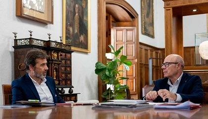 Foto de La Universidad de Granada y Andaluc�a Aerospace establecen un marco de colaboraci�n