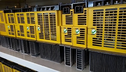 Foto de Proceso de reacondicionamiento industrial en electr�nica CNC