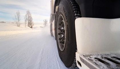 Foto de Hankook ampl�a su gama de neum�ticos de invierno para camiones con los Smart Control AW53 y DW53