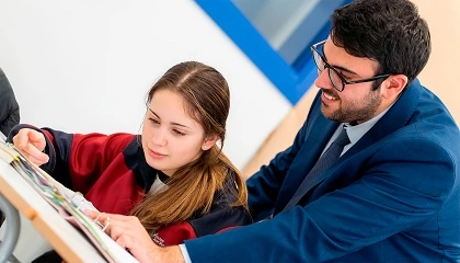 Foto de El Colegio Juan Pablo II de Parla refuerza su modelo educativo sin pantallas
