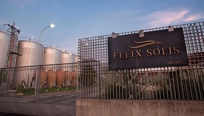 Foto de F�lix Sol�s reduce un 6% la energ�a necesaria para producir un litro de vino desde 2022