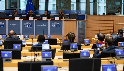 Foto de El Parlamento Europeo reclama reforzar la protecci�n laboral de los pescadores