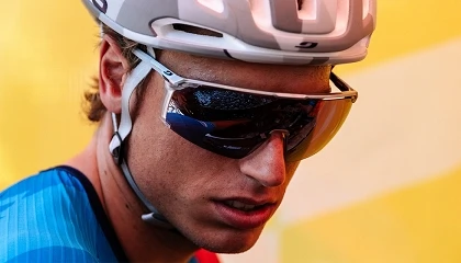 Foto de Julbo presenta sus primeras gafas específicas para ciclismo de carretera: PANORA