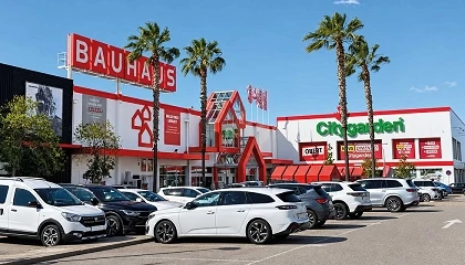 Foto de Bauhaus renueva integralmente y amplía su tienda de Gavà (Barcelona)