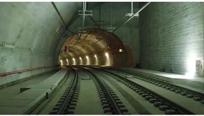 Foto de Metro do Porto inicia ensaios na Linha Rosa