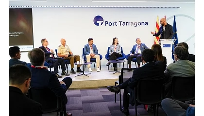 Foto de Port Tarragona estudia adaptar sus infraestructuras ferroviarias y portuarias a usos civiles y de defensa