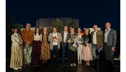 Foto de AEMODA recibe el I Premio Amigos del Olivo por su labor en la profesionalización de las almazaras