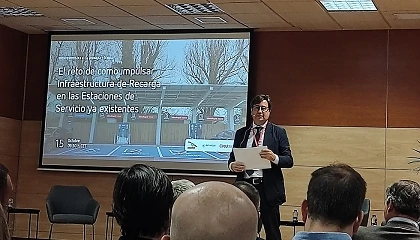 Foto de ‘El reto de impulsar infraestructura de recarga en las estaciones de servicio existentes’