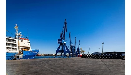 Foto de El tráfico de mercancías en los puertos españoles crece un 1,2% hasta septiembre