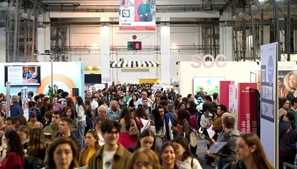 Foto de El Sal� de l�Ocupaci� y el Sal� del Comer� re�nen a cerca de 14.500 visitantes