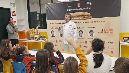 Foto de M�s de un centenar de escolares descubre la carne de vacuno con ��Hola, Don Pepito!�