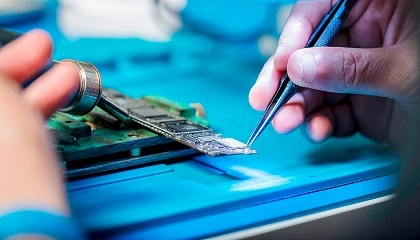 Foto de MicroNanoSpain re�ne a universidades e industria para impulsar la formaci�n en dise�o de chips