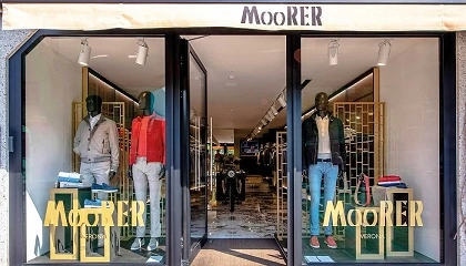 Foto de La tienda iMooRER Verona transforma su escaparate en Knokke gracias al vidrio antirreflectante Clearsight de AGC