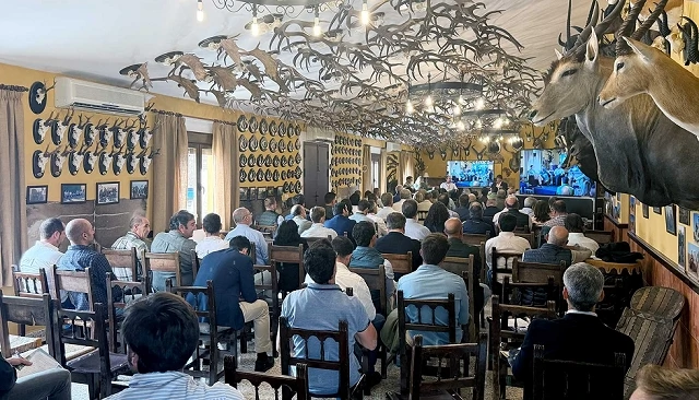 Foto de OLINVESTMENT marcó el camino del olivar del futuro