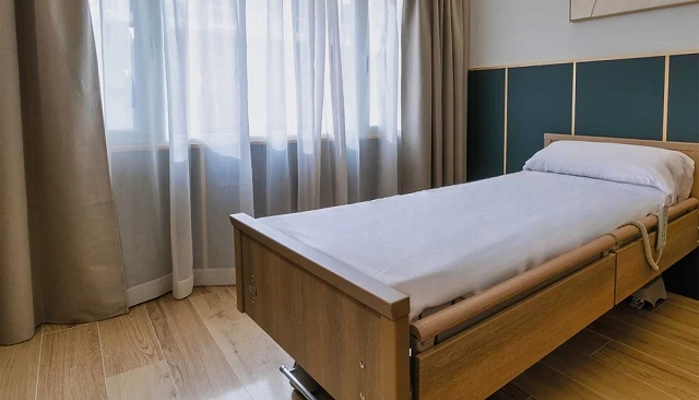 Foto de Carmela Martí Decoración ha transformado una clínica de salud en un hogar a través del interiorismo textil