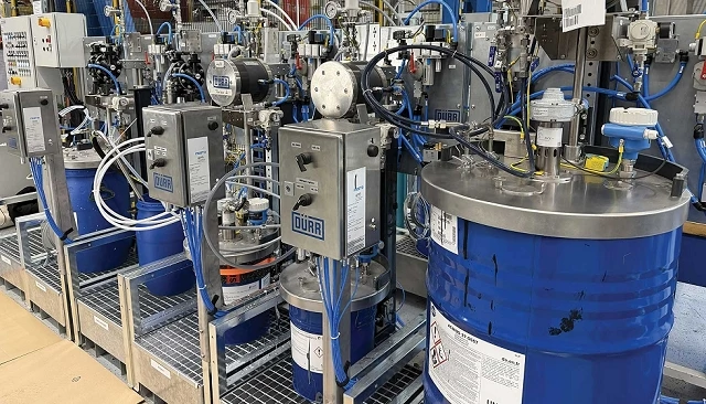 Foto de Interstuhl integra tecnolog�a de D�rr para optimizar el pintado de superficies en moldes de espuma