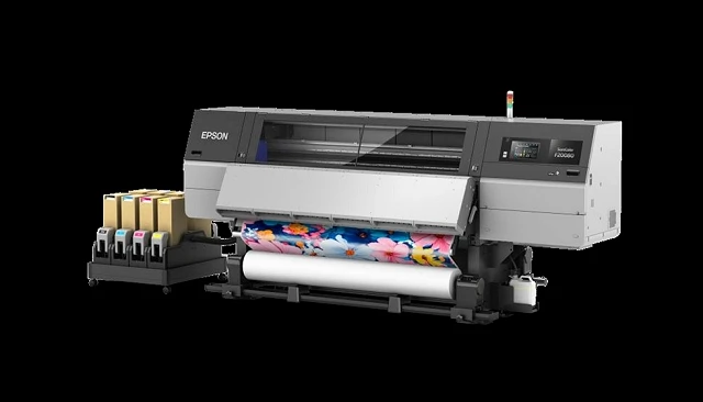 Foto de Epson lanza SureColor SC-F20000, una nueva impresora para producci�n de gran volumen de prendas textiles y ropa deportiva