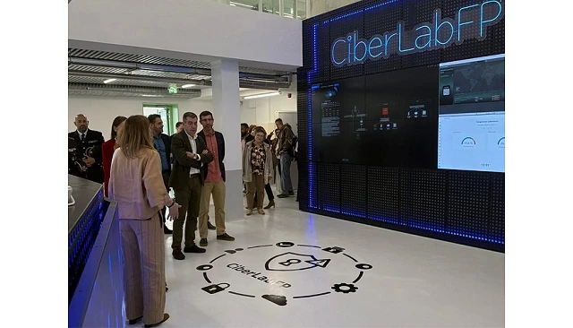 Foto de La Xunta pone en marcha CiberLabFP para reforzar la formaci�n en ciberseguridad de la FP