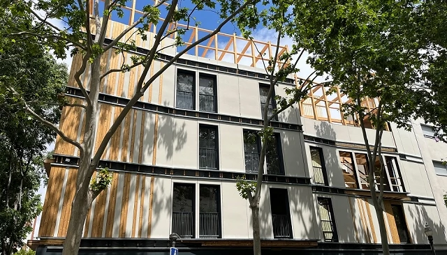 Foto de WikiHousing transforma las 'caries urbanas' en vivienda pública para jóvenes en Barcelona