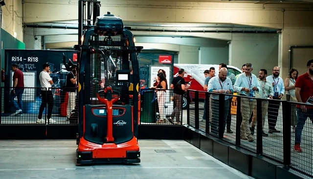 Foto de Linde Material Handling re�ne en Sevilla a cerca de un centenar de profesionales en �La Copa de la Intralog�stica�