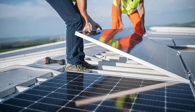 Foto de El COAM impulsa la inclusión con Juan Energy: la comercializadora de energía 100% solidaria de Fundación Juan XXIII