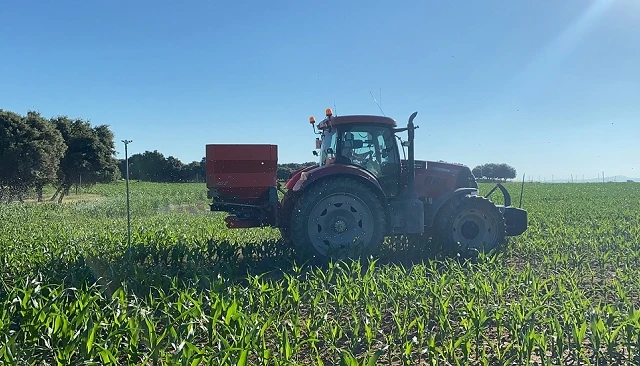 Foto de La CE aprueba ayudas de hasta 55 euros por hectárea para compensar el alza de los fertilizantes