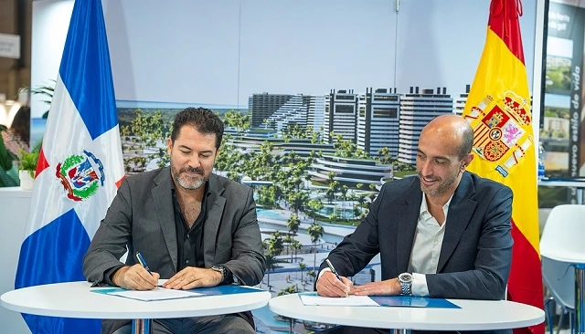 Foto de Technal y CLERHP firman un acuerdo de colaboraci�n para Larimar City & Resort, la primera smart city del Caribe