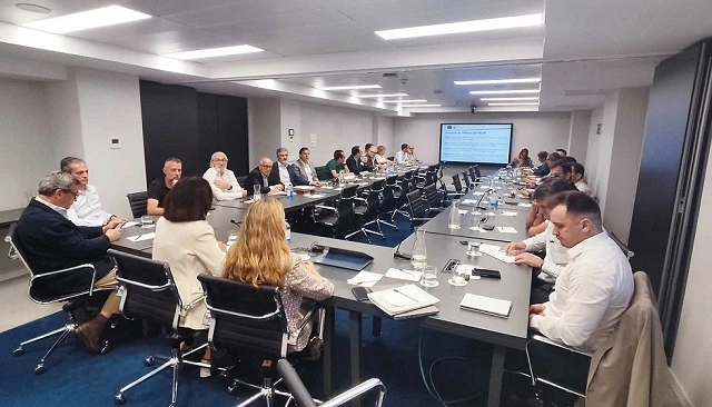 Foto de La Comisi�n de Defensa de Madrid presenta un mapa de capacidades de las pymes industriales vinculadas al sector