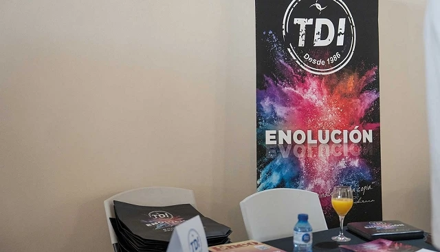 Foto de TDI acerca la anal�tica enol�gica avanzada en Eneo Meeting Pened�s