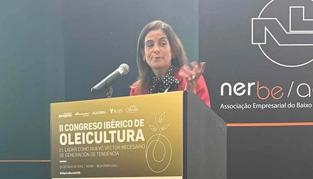 Foto de Congreso Ibérico de Oleicultura: clausura de Lena Cavaco (CCDR Alentejo, IP)