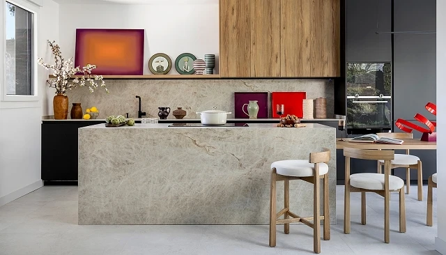 Foto de Cocinas R�o dise�a la nueva cocina de Dulceida junto al estudio Konzept