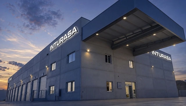 Foto de IVECO inaugura en Lugo unas nuevas instalaciones de Inturasa Pérez Rumbao tras una inversión cercana a los 5 millones de euros