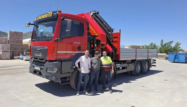 Foto de El Cocherito e Hijos refuerza su capacidad operativa con la Palfinger PK 92002 SH